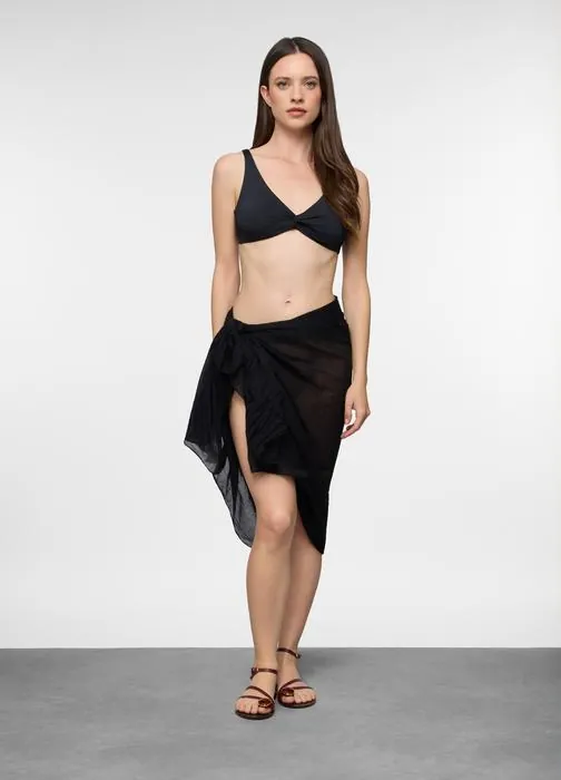 Ženski bikini top s halter naramenicama