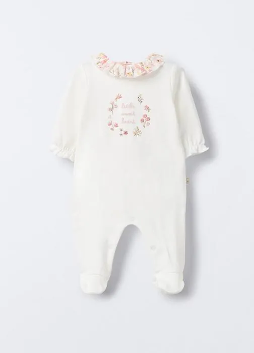 Kombinezon za bebe s cvjetnim uzorkom