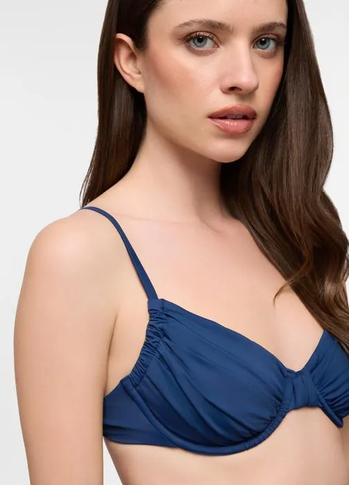 Ženski bikini s balkončićem