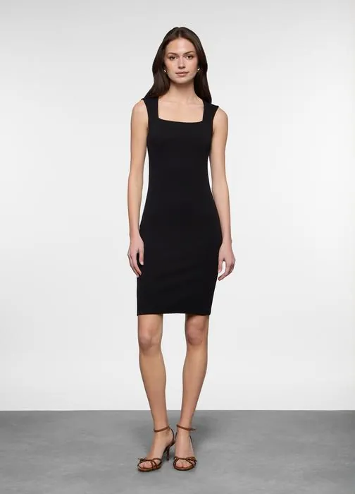 Kratka rebrasta haljina slim fit za žene